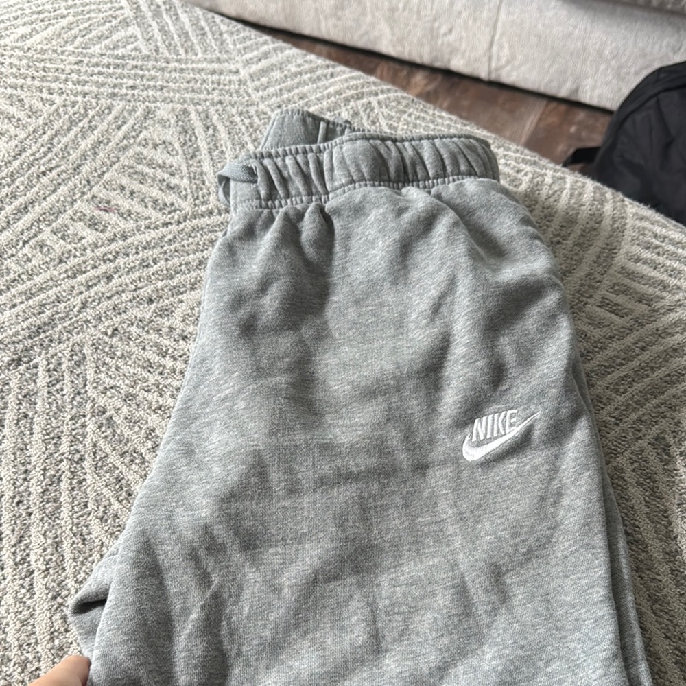 Nike mens Gray Jogger Pants